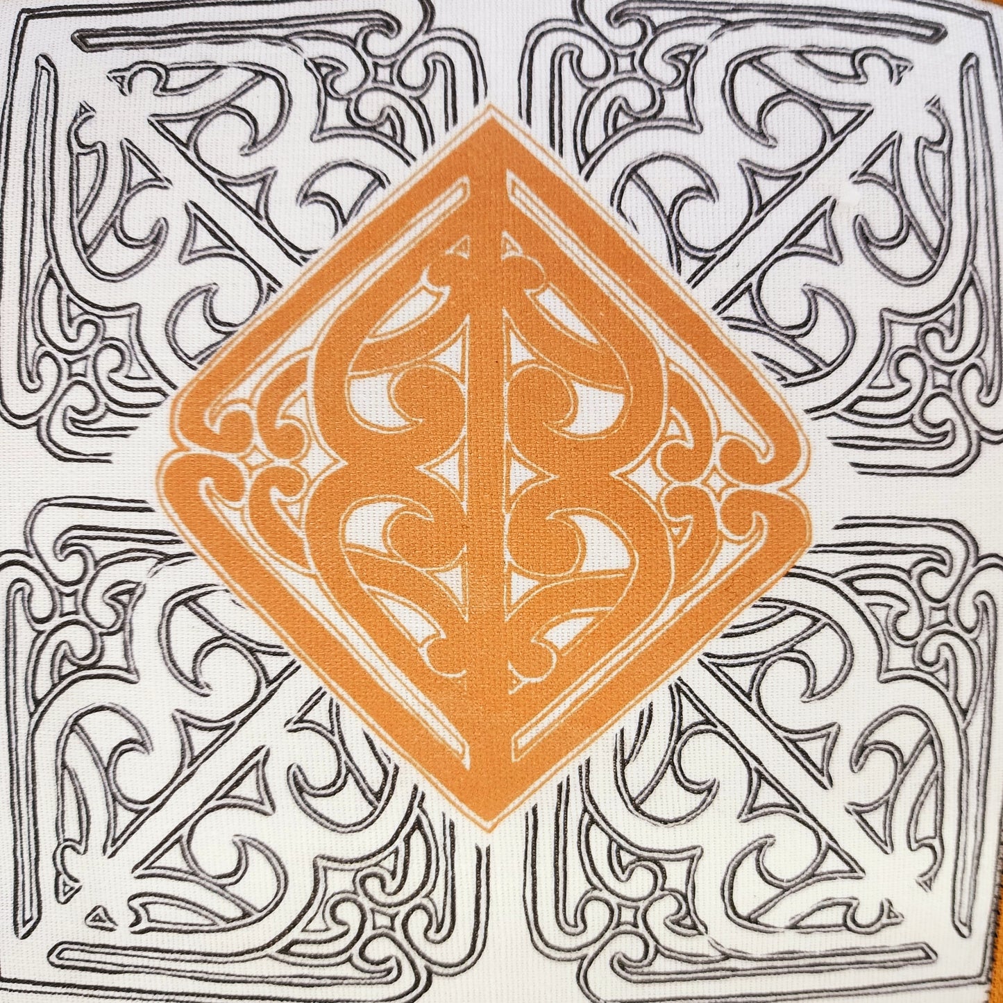 Pā o te hā Cushion in Gold