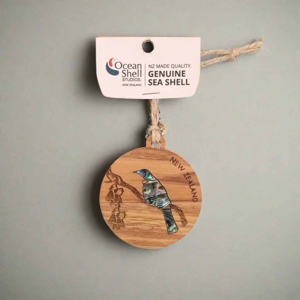 Rimu & Paua Decorations