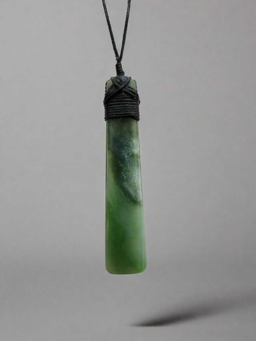 Long Toki Pounamu Pendant I