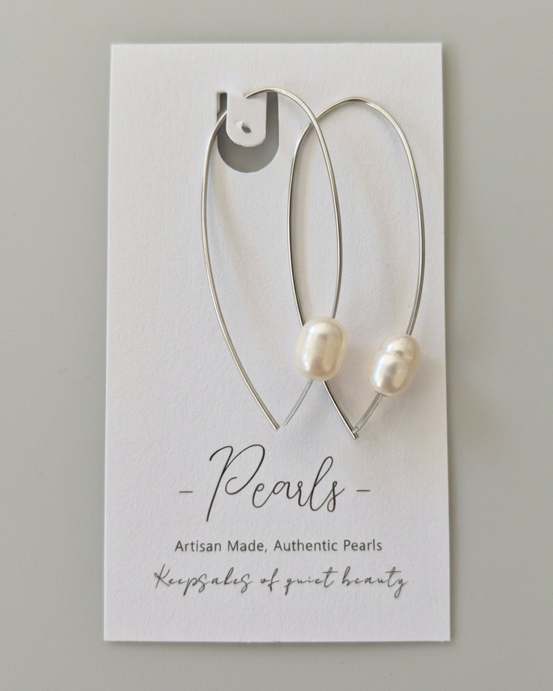 Lyall Floating Pearl Earrings in light & Dark