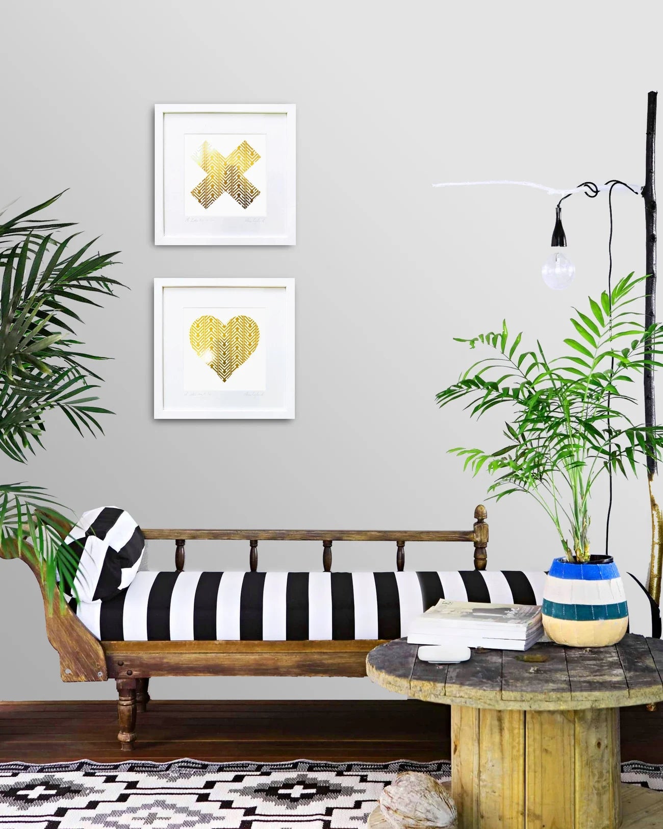 A Little Kiss II in Gold