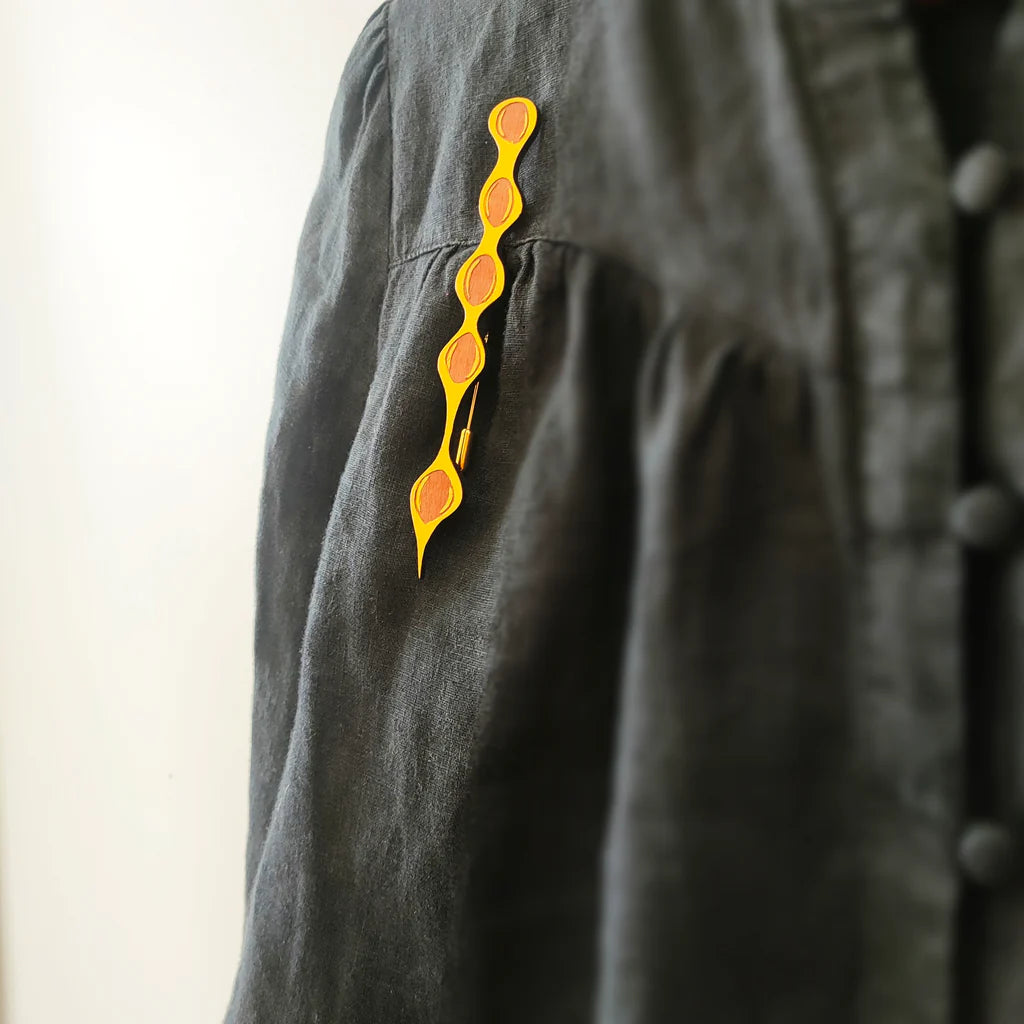 Kōwhai Pod Brooch