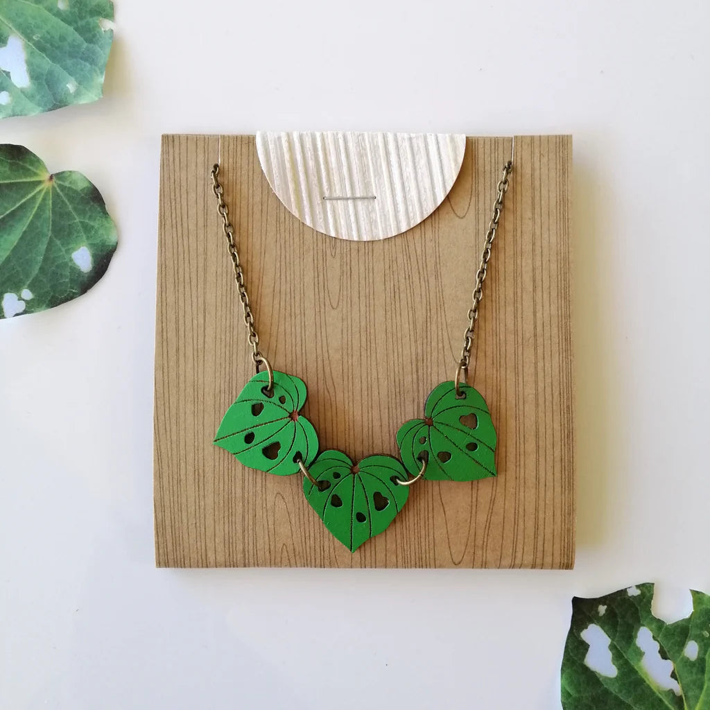 Kawakawa necklace