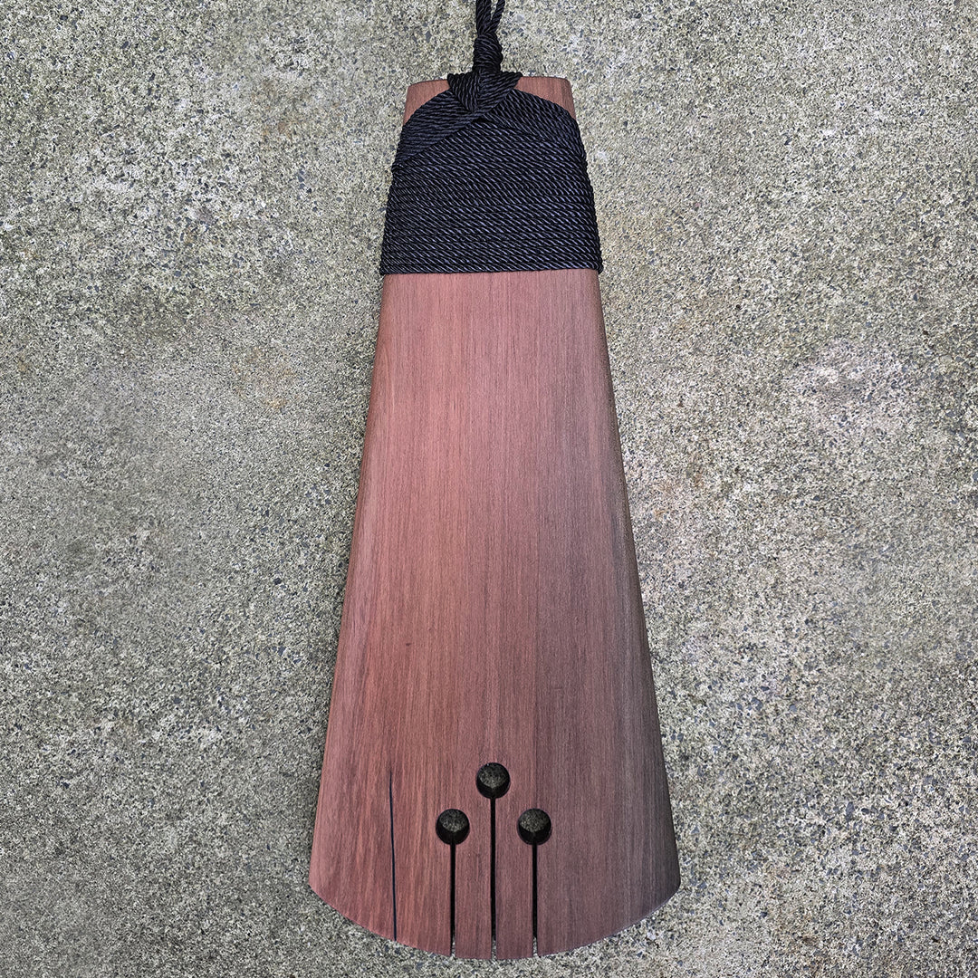 Piwakawaka in River Totara
