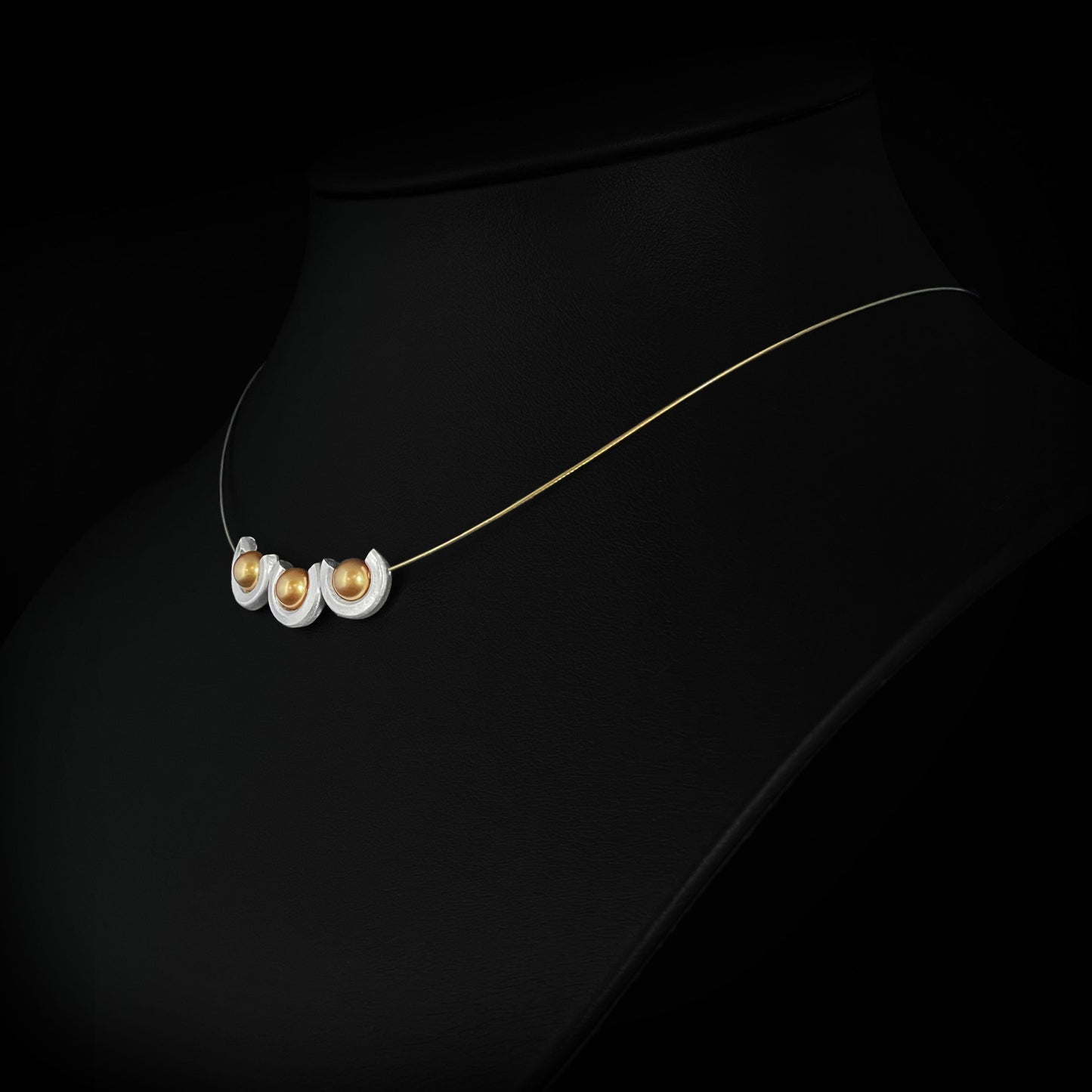 Tulip Mania Gold Pearl Pendant