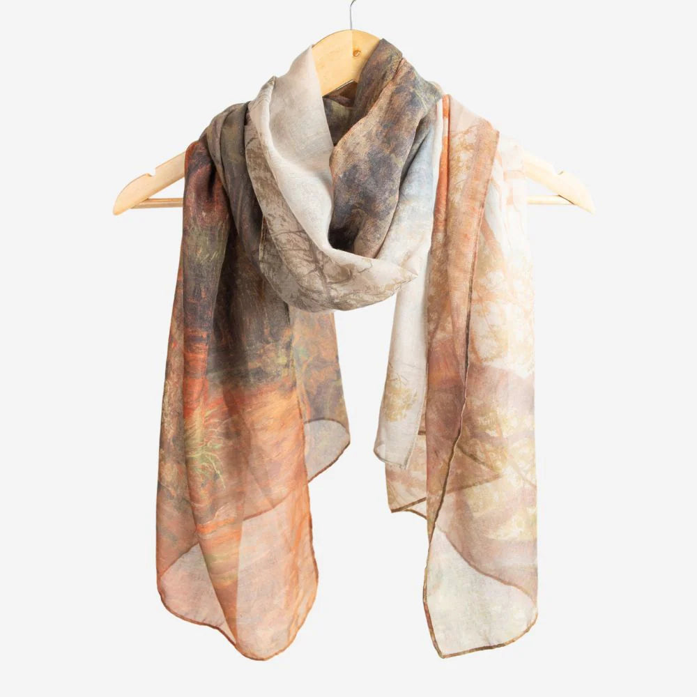 Old Masters Among the Kauris Scarf