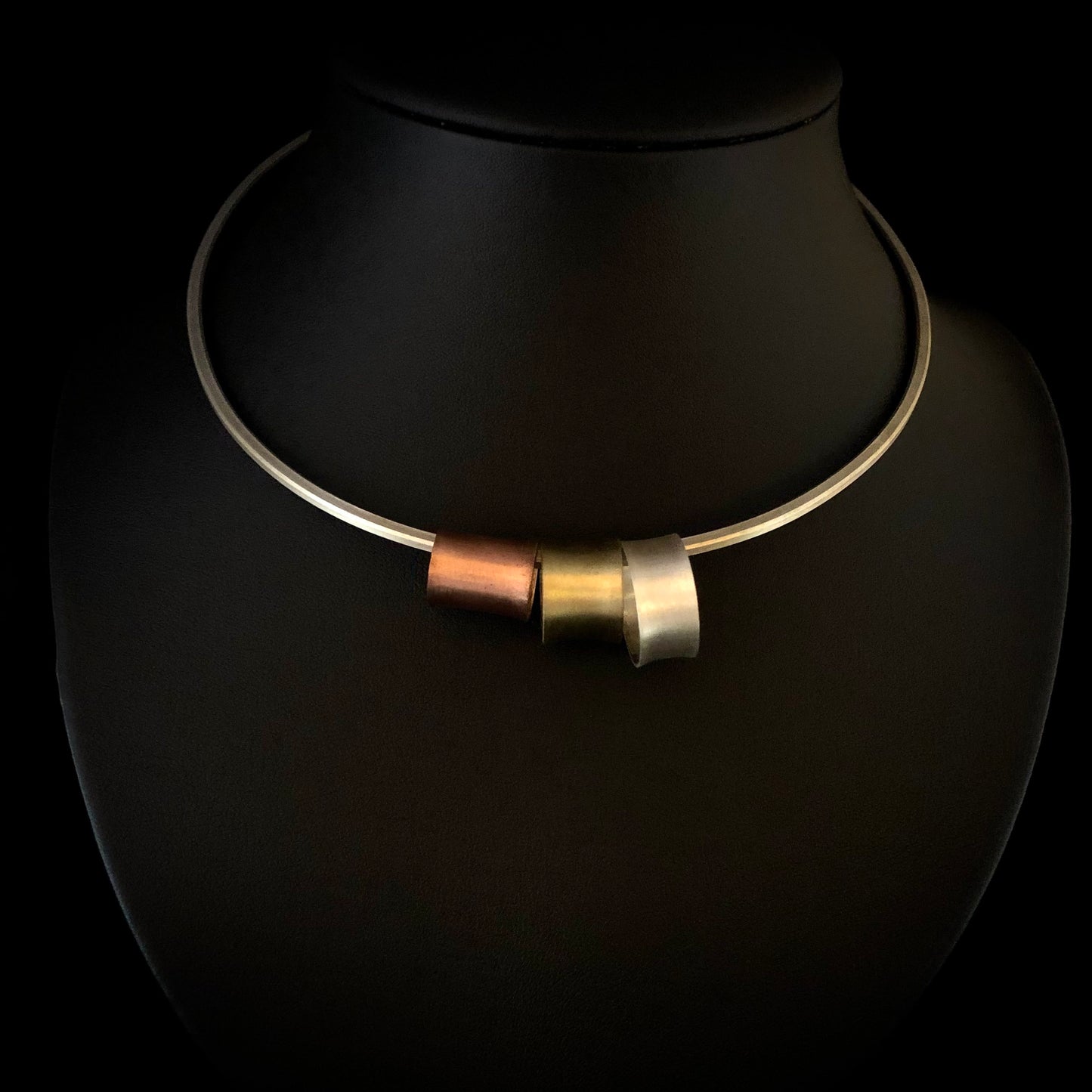 Eclipse Elven ring pendant