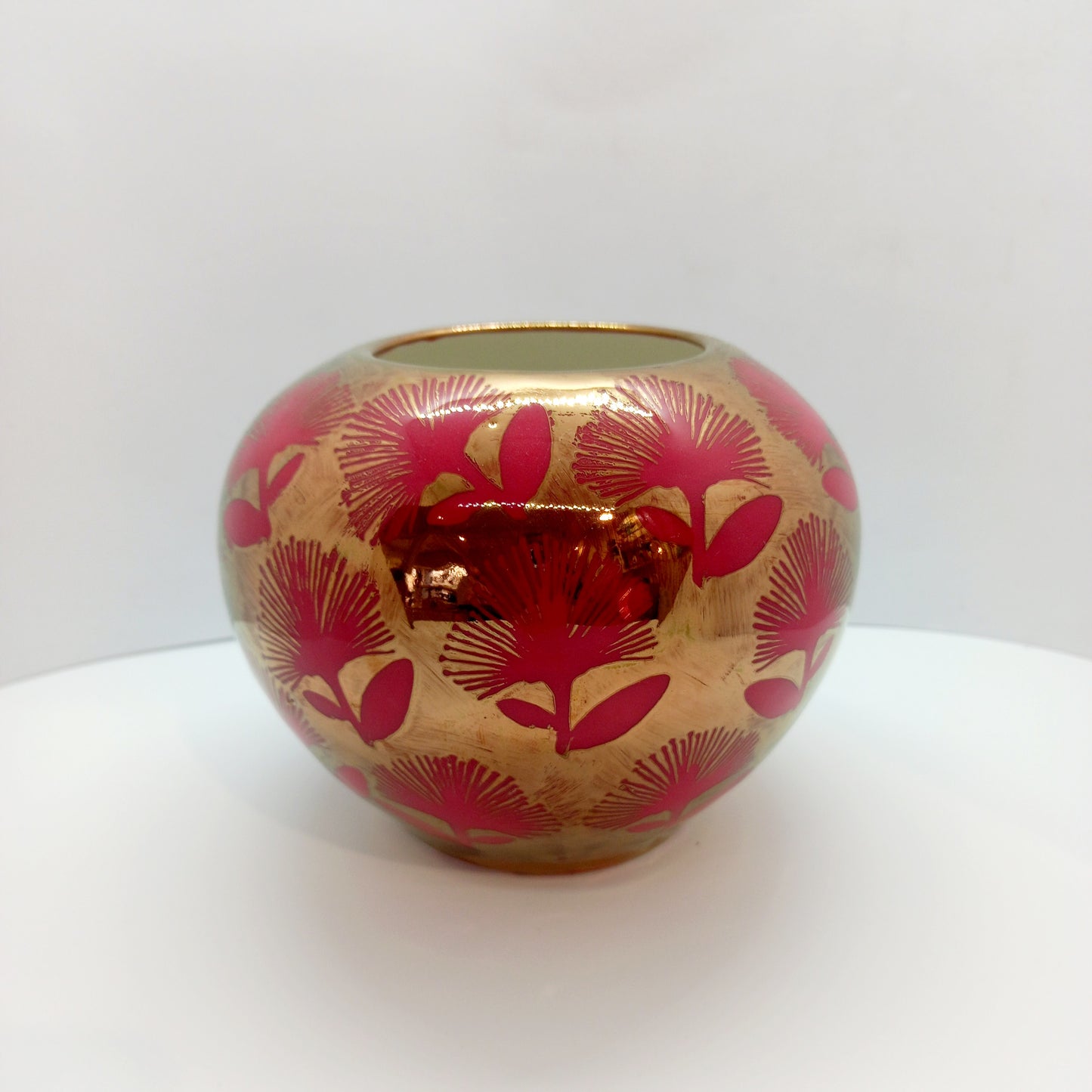 Pohutukawa Small Round Vase
