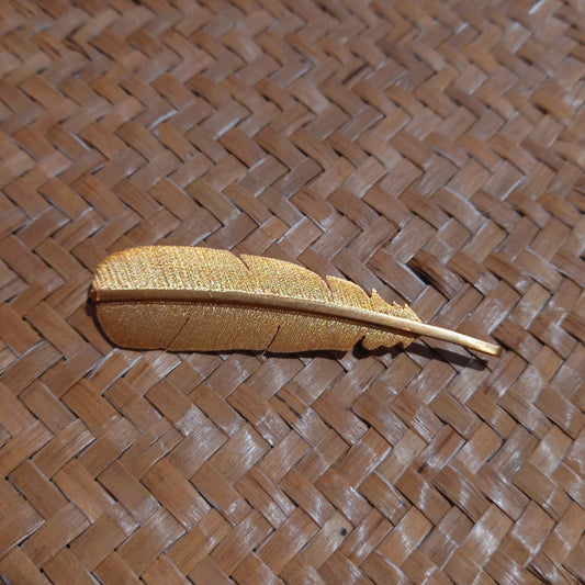 Huia  Gold Feather Brooch
