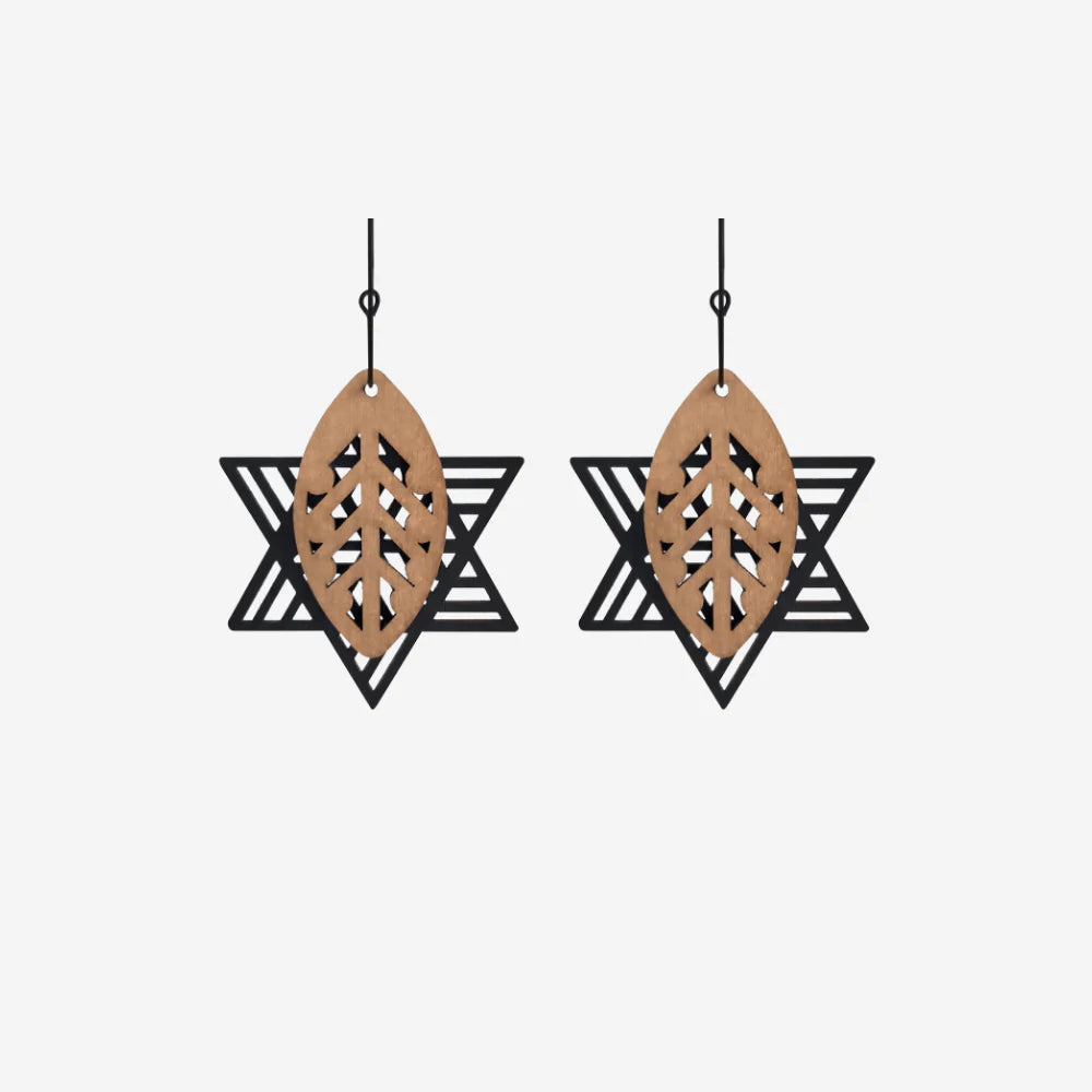 Earrings - Hinetakurua - Takurua Paewai