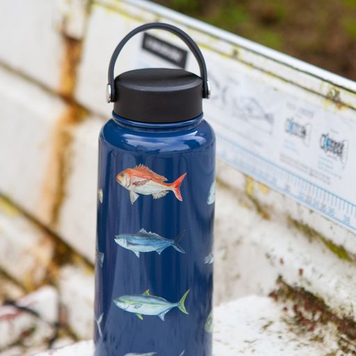 Moana Road Fishing club drink bottles