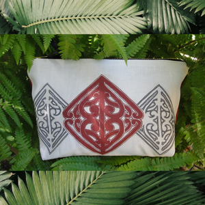 Pā o te hā pouches