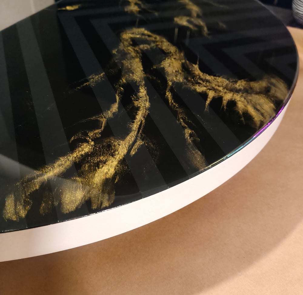 Vessels 3 - Gold