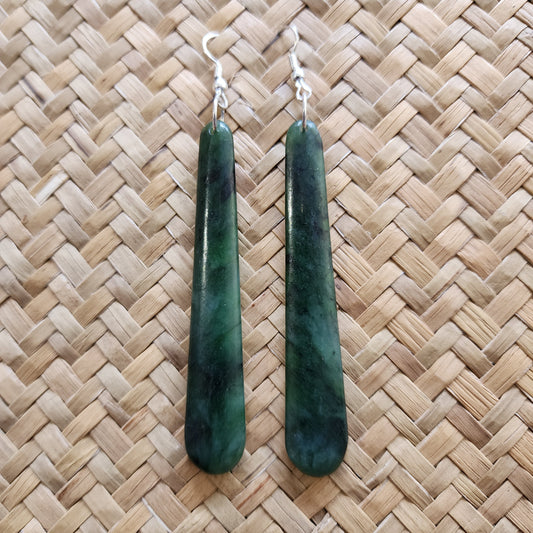 Teardrop earrings long Pounamu