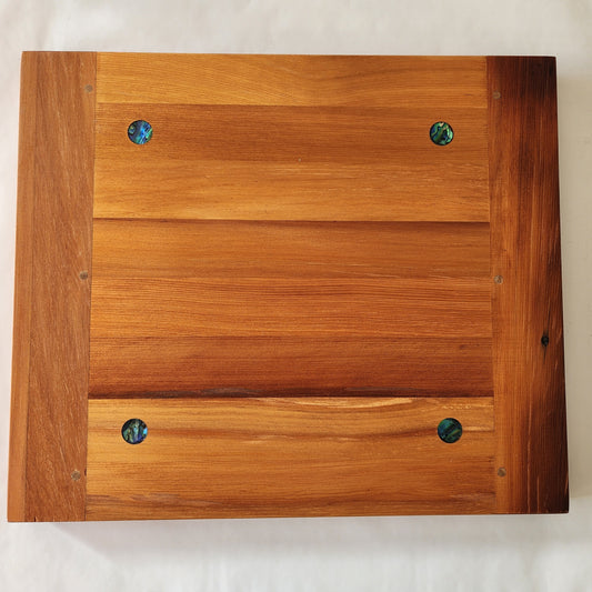 Wooden grazing board with paua 8