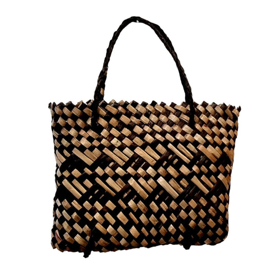 Harakeke Woven Kete