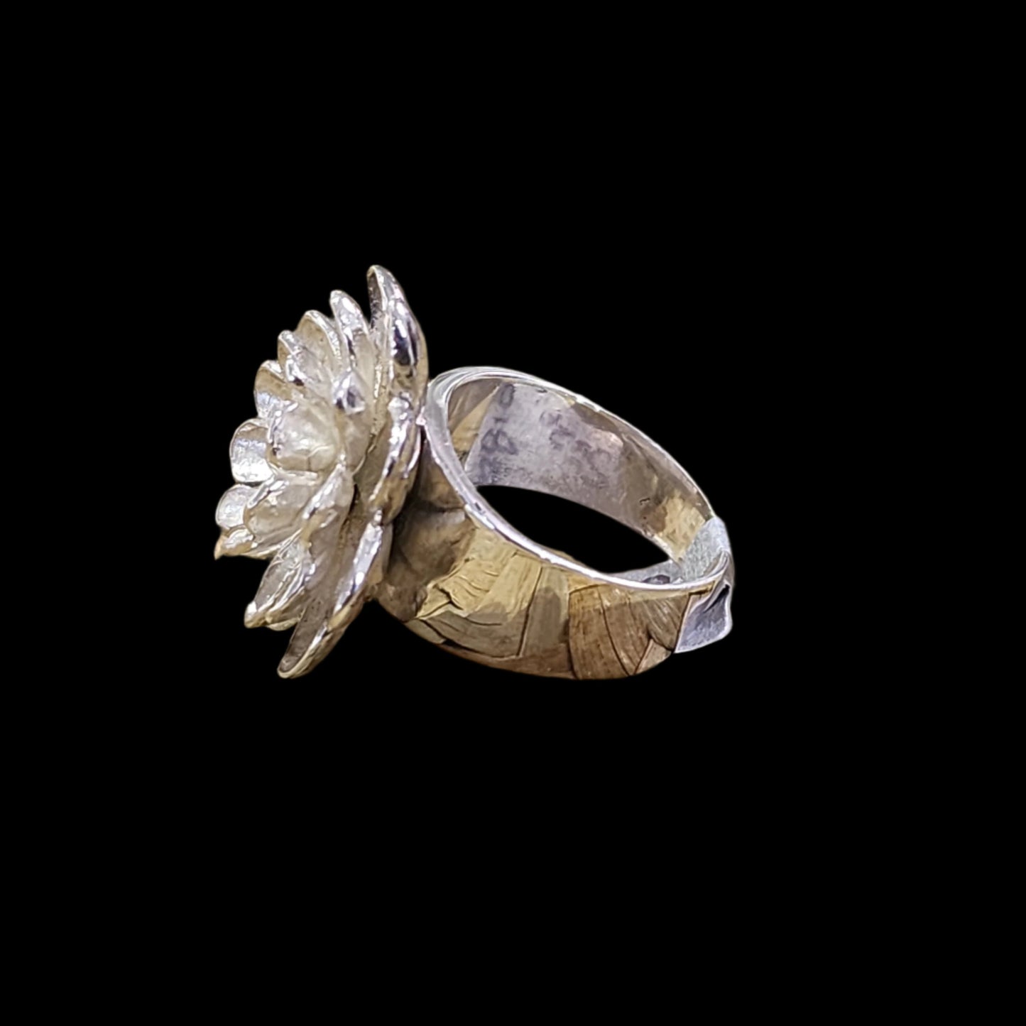 Lotus Ring