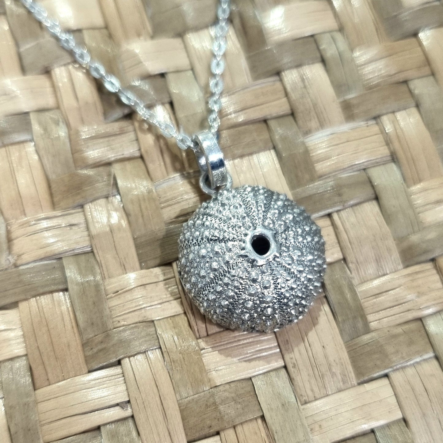 Small Kina Necklace