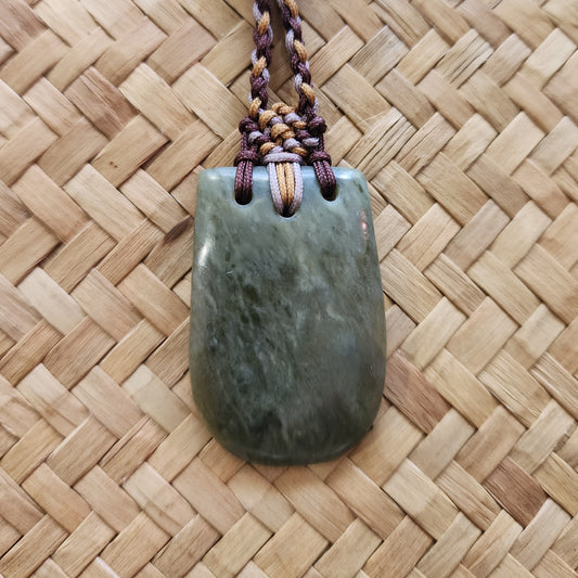 Plate Arahura Pounamu Pendant