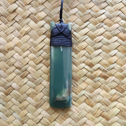 Pounamu Toki 14