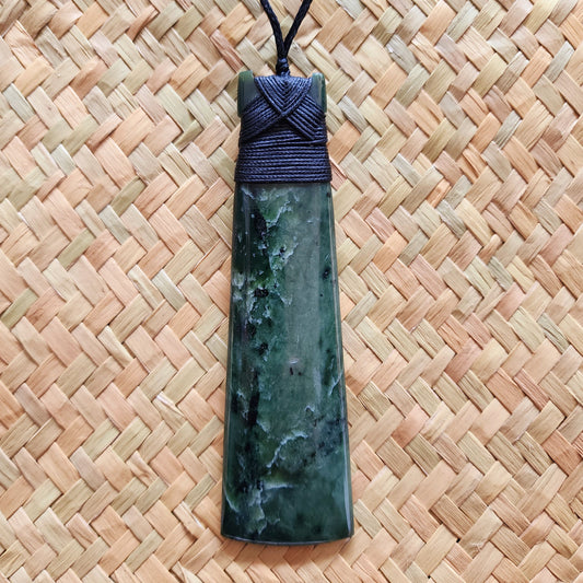 Pounamu Toki 4