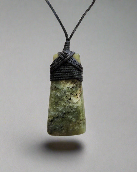 Small Toki Pounamu Pendant
