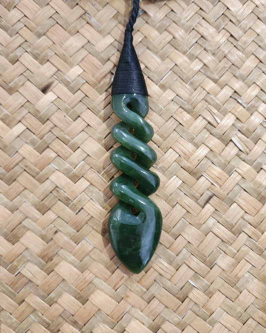 Infinity Twist Pounamu Pendant