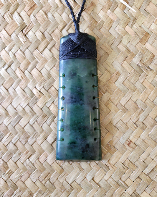 Toki  Pounamu Pendant