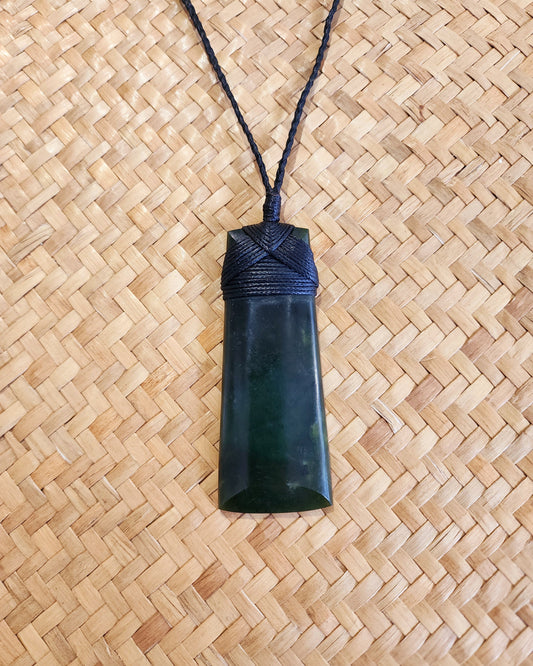 Toki 8cm Pounamu Pendant