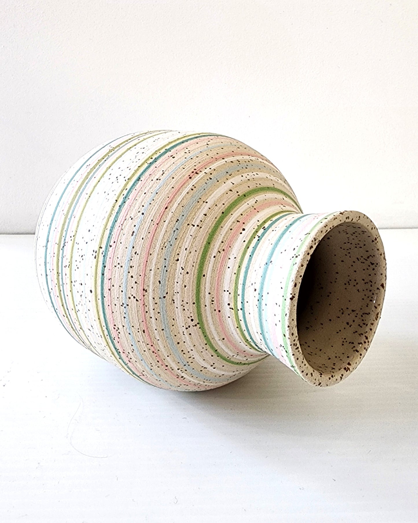 Stripe Vessel 216