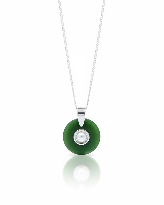 Greenstone Round Pendant with Pearl