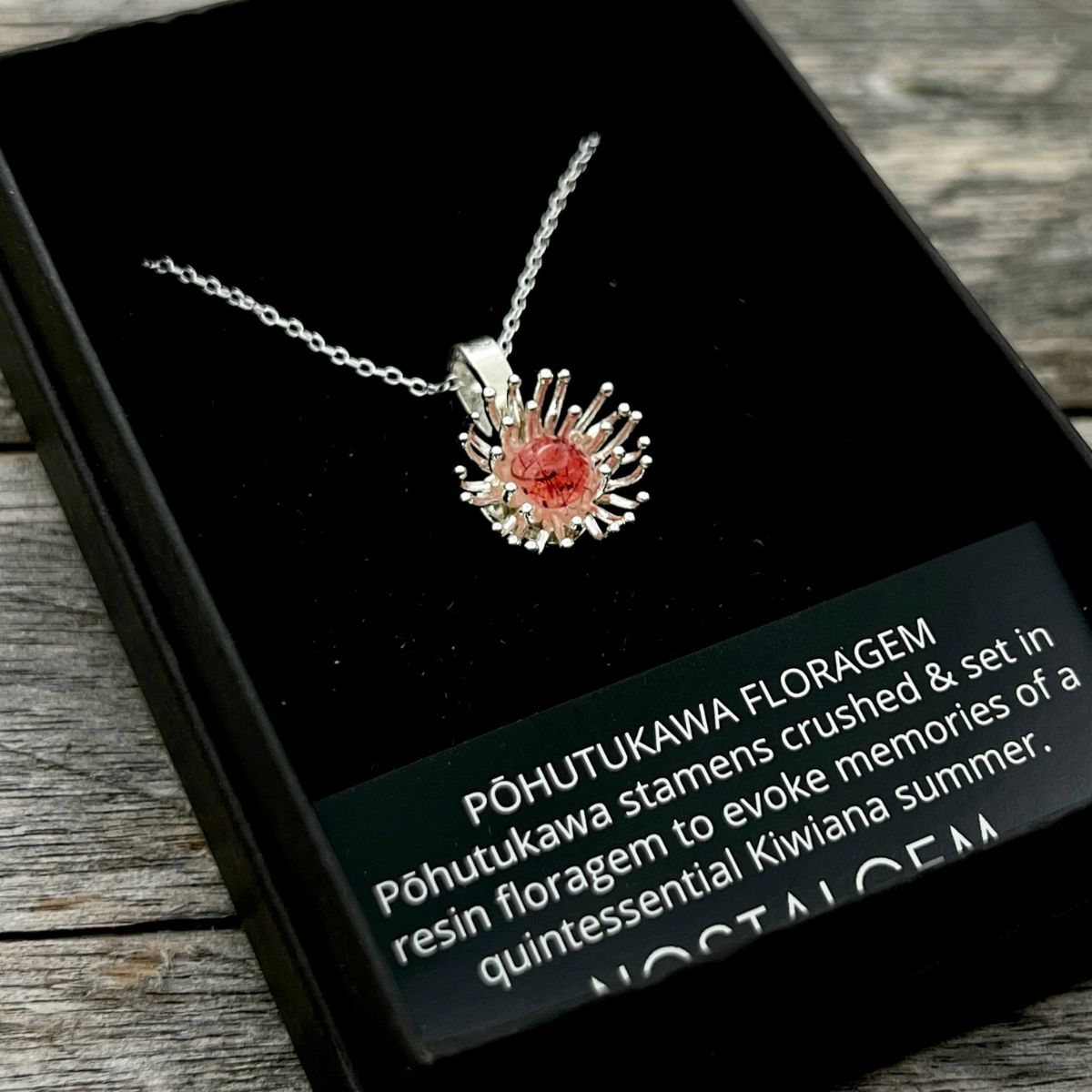 Pohutukawa Floragem Stamen Necklace