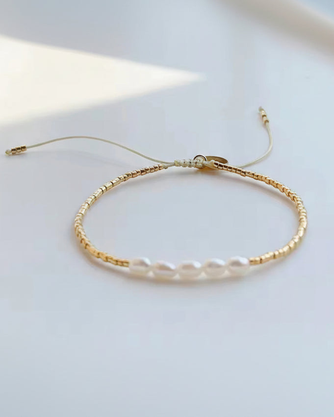 Seed Pearl Necklace & Bracelet
