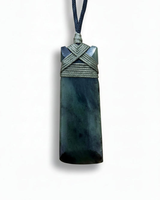 Medium Pounamu Toki with Green Cord