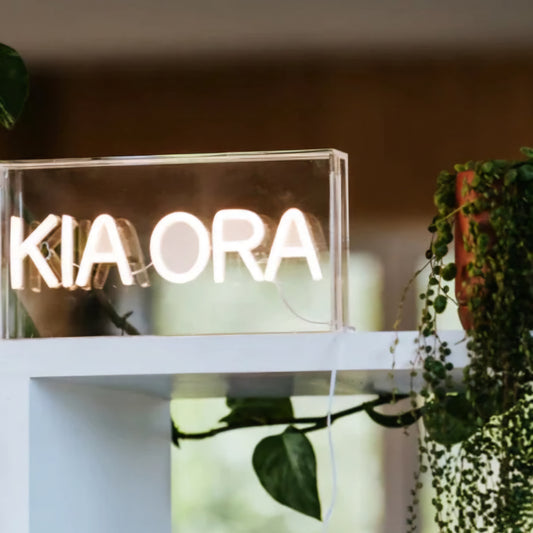 Kia Ora Neon Light