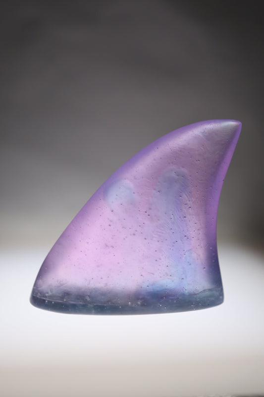 Glass Shark Fin "Lilac Tide"