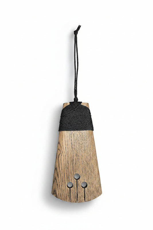 Piwakawaka in Ash