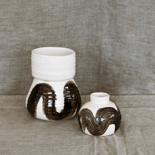 Orb Bud Vase in Black Oatmeal