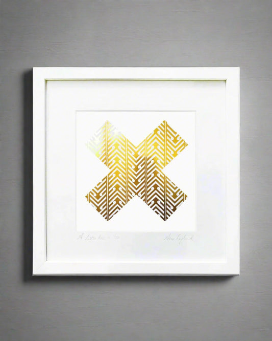A Little Kiss II in Gold