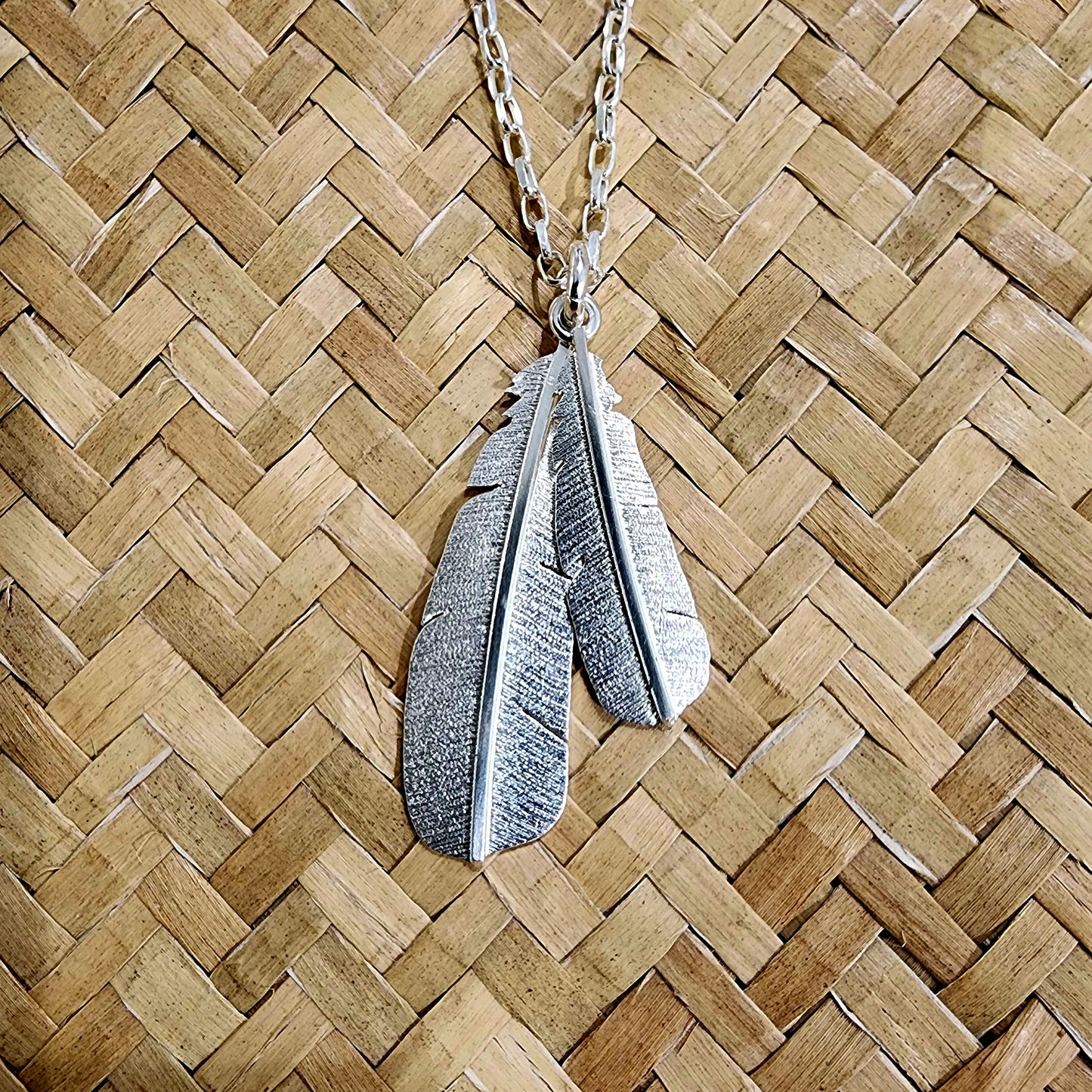 Double Huia Feather Pendant Silver