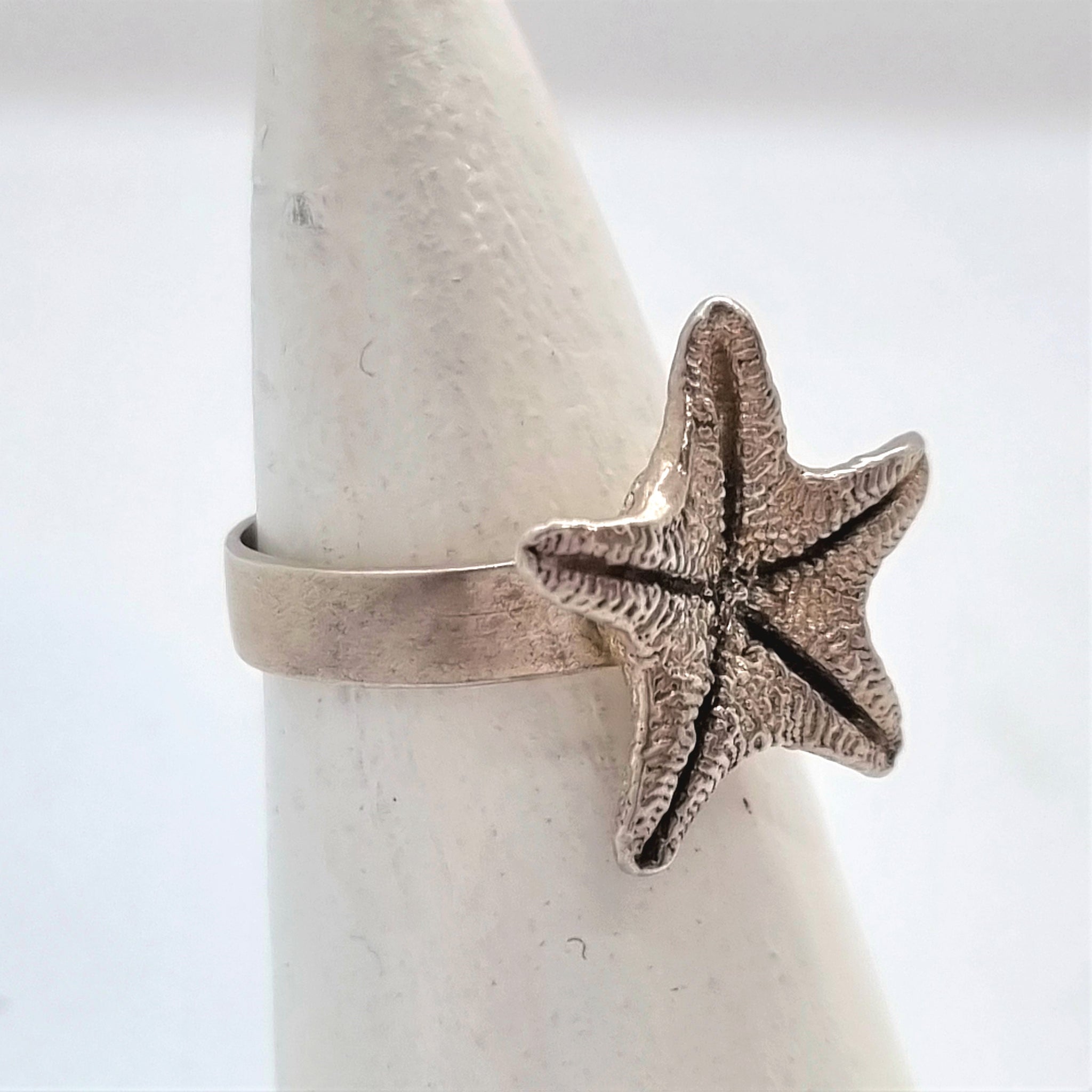 Starfish Rings 2025 | www.antarctic-circle.org