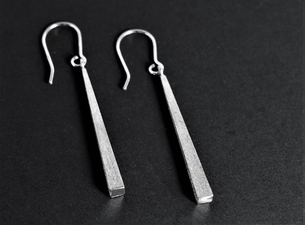 Taper Drop Earrings