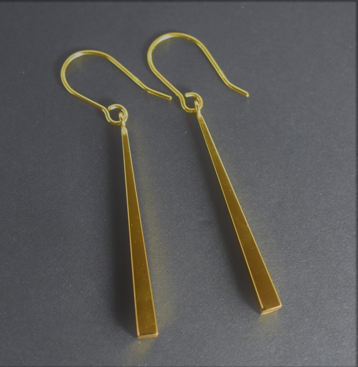 Taper Drop Earrings